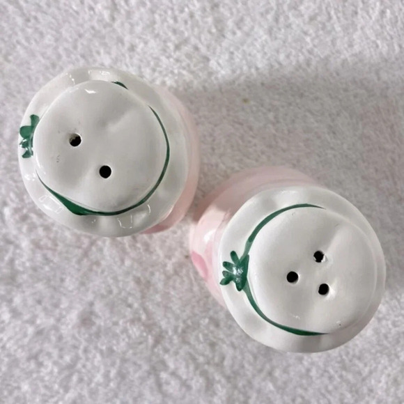 Vintage Ceramic Pink  Pig Salt & Pepper Shakers - Picture 6 of 9